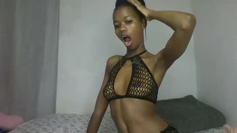 Snapshot of slaybby chatting on September 23, 2025, 8:34 pm Slaybby online show from September 23, 2025, 8:34 pm