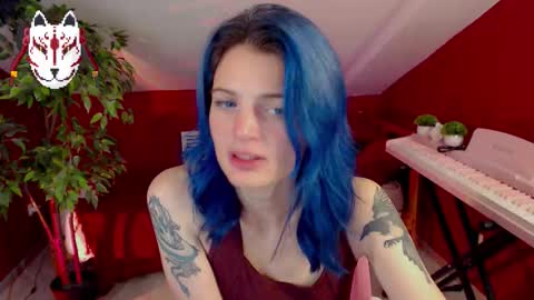 Snapshot of slayq777 chatting on October 5, 2025, 11:02 pm Emilia online show from October 5, 2025, 11:02 pm
