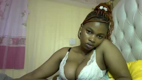 Rose online show from December 10, 2024, 3:33 pm