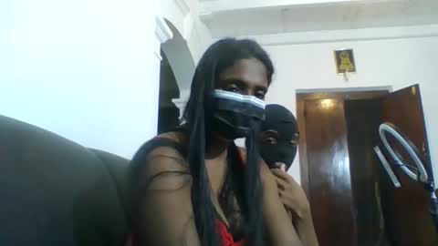 Snapshot of slcouple7 chatting on December 8, 2024, 10:08 am Slcouple online show from December 8, 2024, 10:08 am