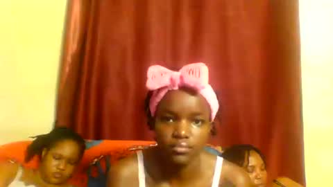 Snapshot of sleek_ass chatting on March 1, 2025, 6:00 pm sleek_ass online show from March 1, 2025, 6:00 pm