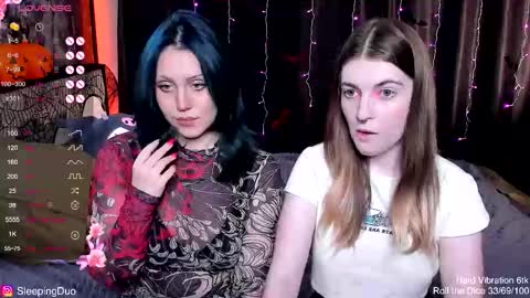 Snapshot of sleepingduo chatting on October 22, 2025, 12:27 pm Hi We are Iva and Angela Nice to meet u 3 online show from October 22, 2025, 12:27 pm