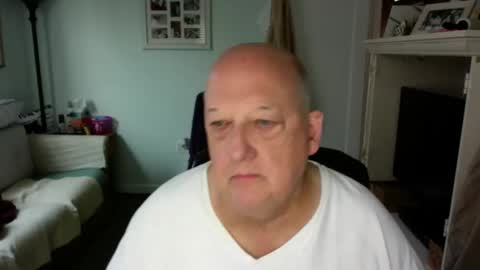 slick50000 online show from December 1, 2025, 7:52 pm