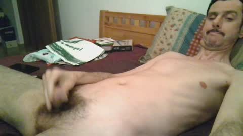Snapshot of slim38 chatting on February 7, 2025, 11:03 pm Alin online show from February 7, 2025, 11:03 pm
