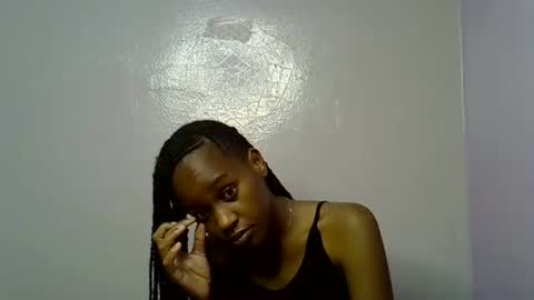 Alicia online show from October 5, 2025, 3:38 am