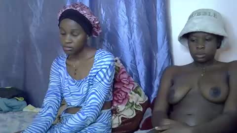 Alicia online show from October 25, 2025, 5:30 pm