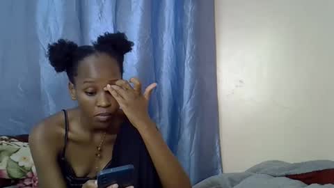 Alicia online show from November 4, 2025, 6:40 pm