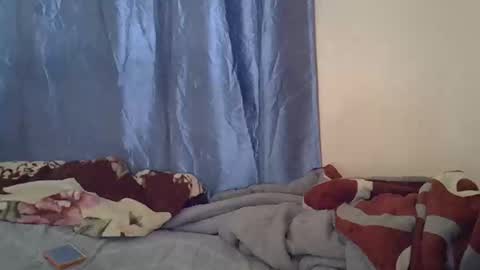 Alicia online show from November 8, 2025, 6:02 am