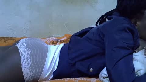 slim_girl3 online show from October 29, 2025, 2:08 pm