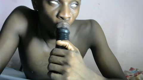 Snapshot of slim_long01 chatting on December 20, 2024, 5:29 pm slim long01 online show from December 20, 2024, 5:29 pm