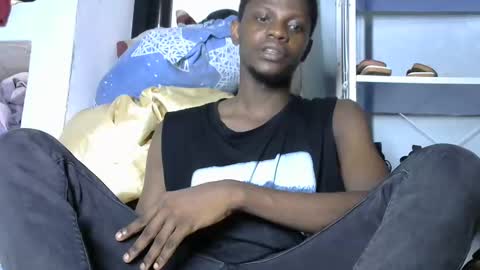 Snapshot of slim_long01 chatting on January 2, 2025, 8:49 am slim long01 online show from January 2, 2025, 8:49 am