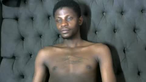 Snapshot of slim_long01 chatting on January 5, 2025, 11:48 am slim long01 online show from January 5, 2025, 11:48 am