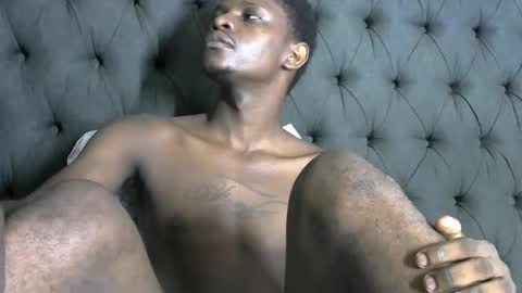 Snapshot of slim_long01 chatting on January 26, 2025, 11:17 am slim long01 online show from January 26, 2025, 11:17 am