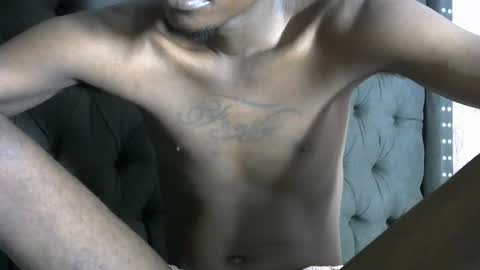 Snapshot of slim_long01 chatting on February 3, 2025, 8:03 pm slim long01 online show from February 3, 2025, 8:03 pm
