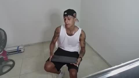 slim_master12 online show from September 15, 2025, 6:35 am