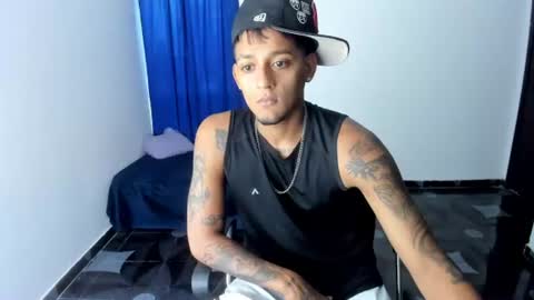 slim_master12 online show from June 29, 2026, 9:59 pm