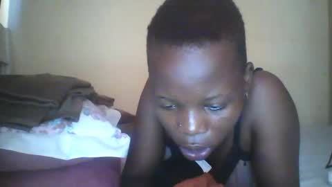 Snapshot of slim_petite_ebony chatting on December 24, 2024, 12:00 pm slim_petite_ebony online show from December 24, 2024, 12:00 pm