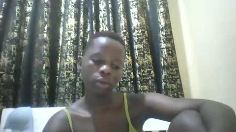 Snapshot of slim_petite_ebony chatting on December 29, 2024, 1:02 am slim_petite_ebony online show from December 29, 2024, 1:02 am