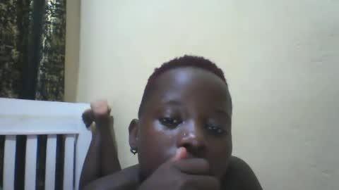Snapshot of slim_petite_ebony chatting on January 3, 2025, 1:59 am slim_petite_ebony online show from January 3, 2025, 1:59 am