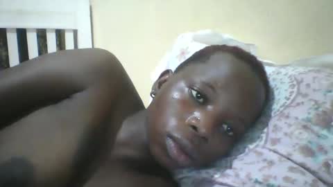 Snapshot of slim_petite_ebony chatting on January 19, 2025, 10:17 pm slim_petite_ebony online show from January 19, 2025, 10:17 pm