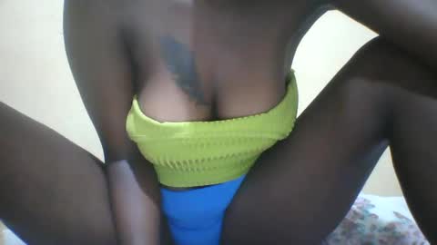 Snapshot of slim_petite_ebony chatting on January 30, 2025, 11:13 pm slim_petite_ebony online show from January 30, 2025, 11:13 pm