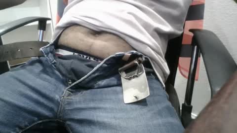 Snapshot of slimjimorange9 chatting on September 29, 2025, 11:42 pm slimjimorange9 online show from September 29, 2025, 11:42 pm