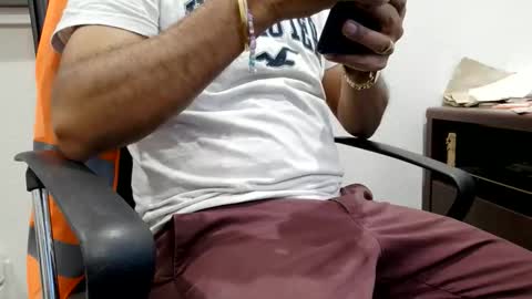 slimjimorange9 online show from May 28, 2026, 12:30 am