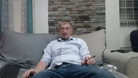 Snapshot of slimjp chatting on November 10, 2025, 2:43 am slimjp online show from November 10, 2025, 2:43 am