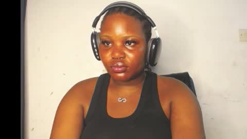 Jemila online show from November 11, 2025, 7:58 pm