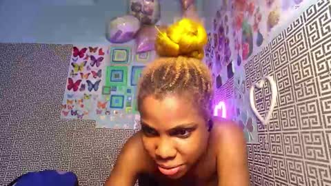 slimzyxdoll online show from March 3, 2026, 10:37 pm