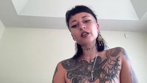 Snapshot of slopjob666 chatting on November 4, 2025, 5:34 pm Slopjob666 online show from November 4, 2025, 5:34 pm