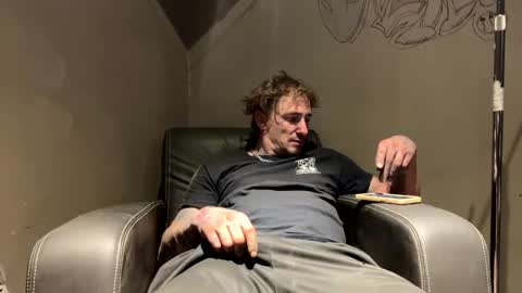 Snapshot of slotsnake chatting on October 5, 2025, 4:33 am Soulsnatcherz online show from October 5, 2025, 4:33 am