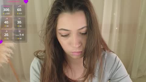 Snapshot of slow_flower chatting on November 11, 2025, 12:38 pm Emilia online show from November 11, 2025, 12:38 pm