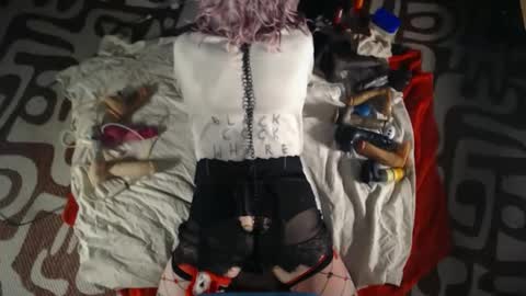 slutgurl_pdx online show from November 1, 2025, 5:09 am