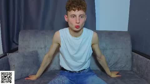 sluttsavage online show from June 19, 2026, 9:29 pm