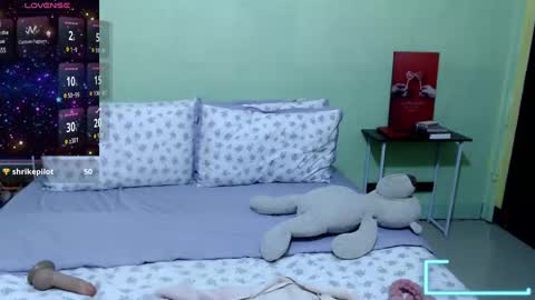 slutty asian-- online show from December 13, 2024, 7:53 pm