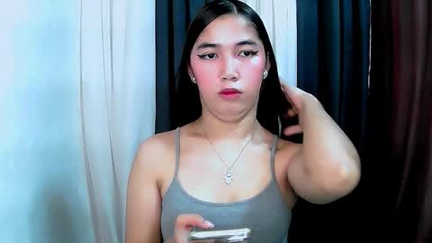 Gretha online show from October 13, 2025, 3:17 am