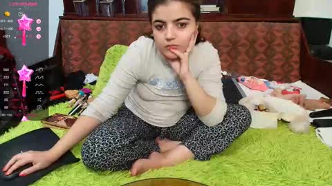 Ana    online show from October 26, 2025, 11:38 am