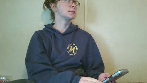 Snapshot of slutty_redhead3 chatting on October 22, 2025, 4:18 pm Slutty redhead3 online show from October 22, 2025, 4:18 pm