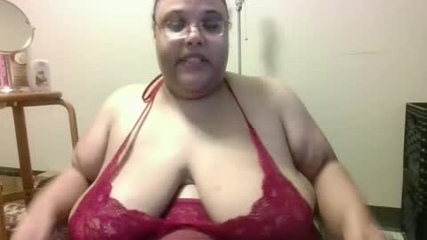 Jessica online show from October 7, 2025, 12:30 am