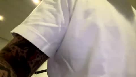 slyse69 online show from December 18, 2024, 7:30 pm