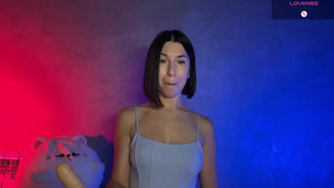 Melani online show from May 10, 2026, 7:19 pm