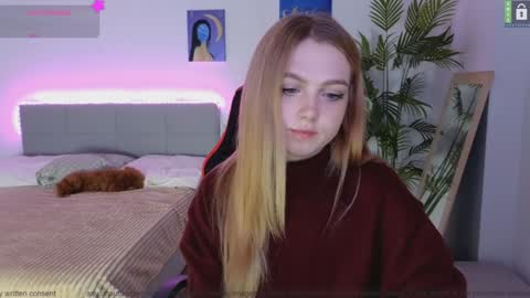 Emily online show from December 1, 2024, 11:25 pm