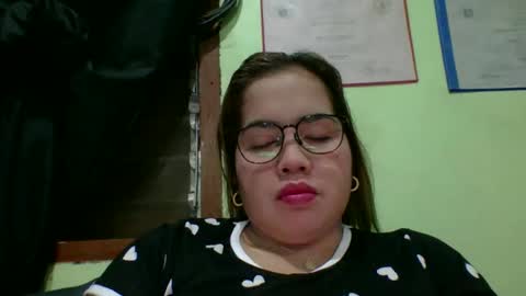 Lovewella online show from April 6, 2026, 11:33 am