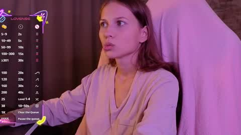 Emma online show from October 3, 2025, 5:43 pm