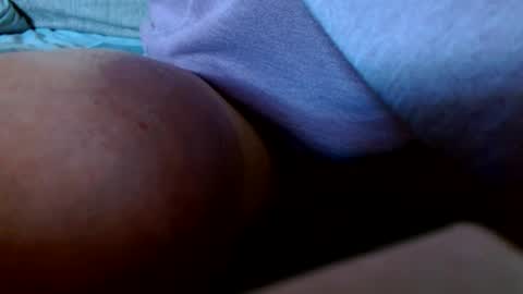 smallmalelass online show from October 4, 2025, 2:37 pm