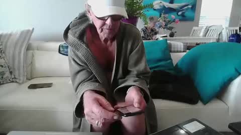 Snapshot of smallpenisbigtongue chatting on January 30, 2025, 3:29 pm Daddy online show from January 30, 2025, 3:29 pm