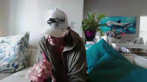 Snapshot of smallpenisbigtongue chatting on February 23, 2025, 2:14 pm Daddy online show from February 23, 2025, 2:14 pm