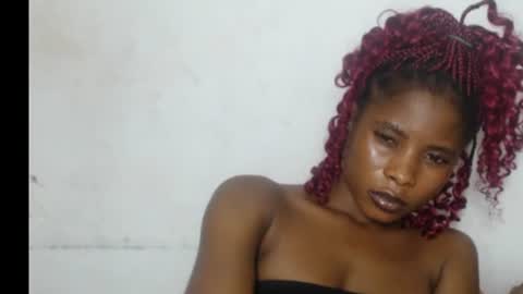 smallsluty online show from July 14, 2026, 2:16 am