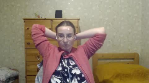 smart_rose online show from January 12, 2025, 9:40 pm